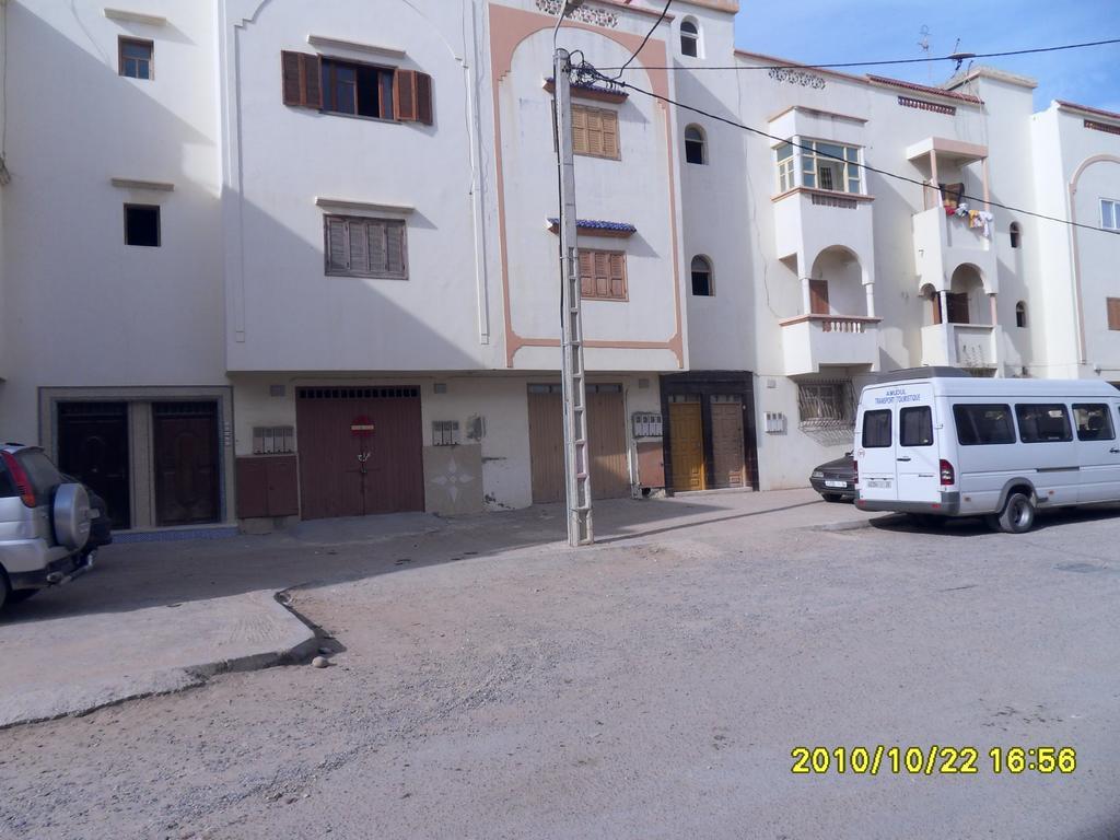 Appartement Terrasse Beau Soleil 에사우이라 외부 사진
