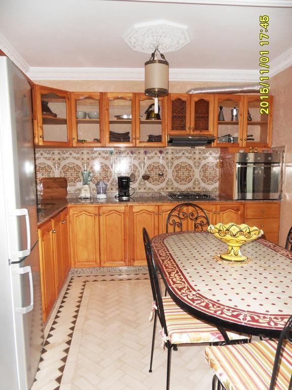 Appartement Terrasse Beau Soleil 에사우이라 객실 사진
