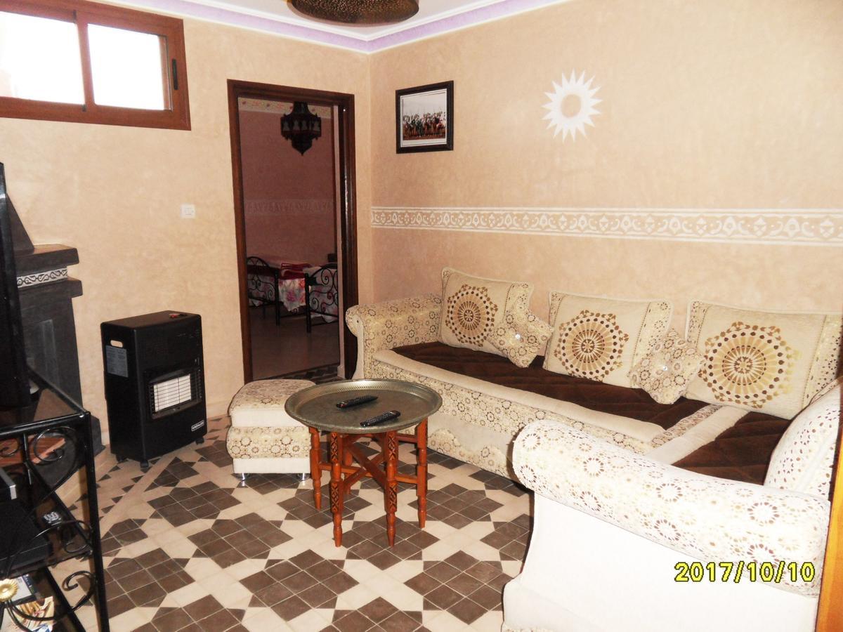 Appartement Terrasse Beau Soleil 에사우이라 외부 사진