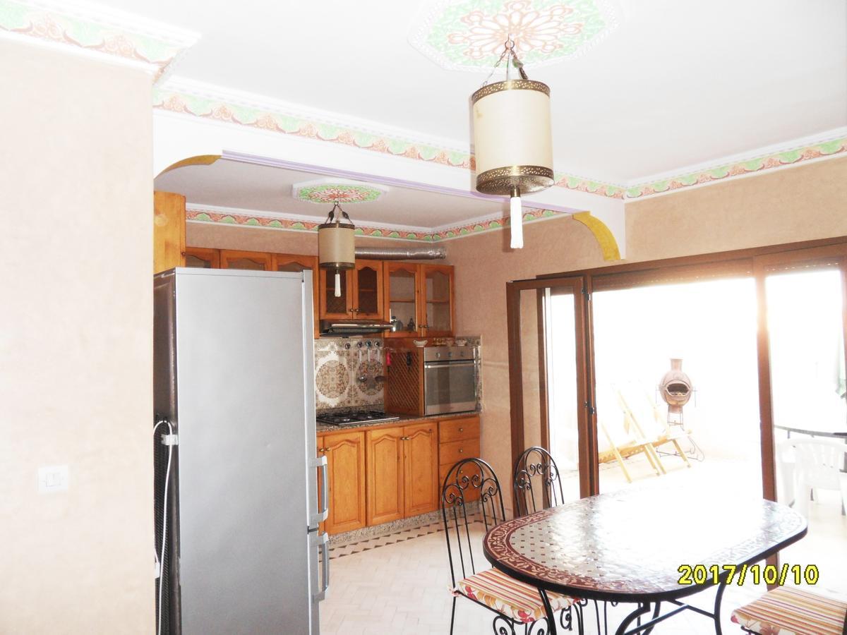 Appartement Terrasse Beau Soleil 에사우이라 외부 사진